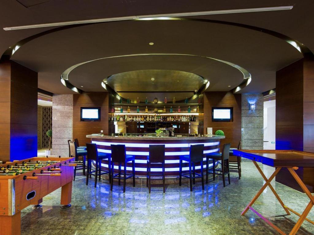 The Qube Shanghai Nanqiao Bagian luar foto