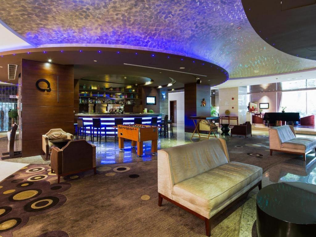 The Qube Shanghai Nanqiao Bagian luar foto